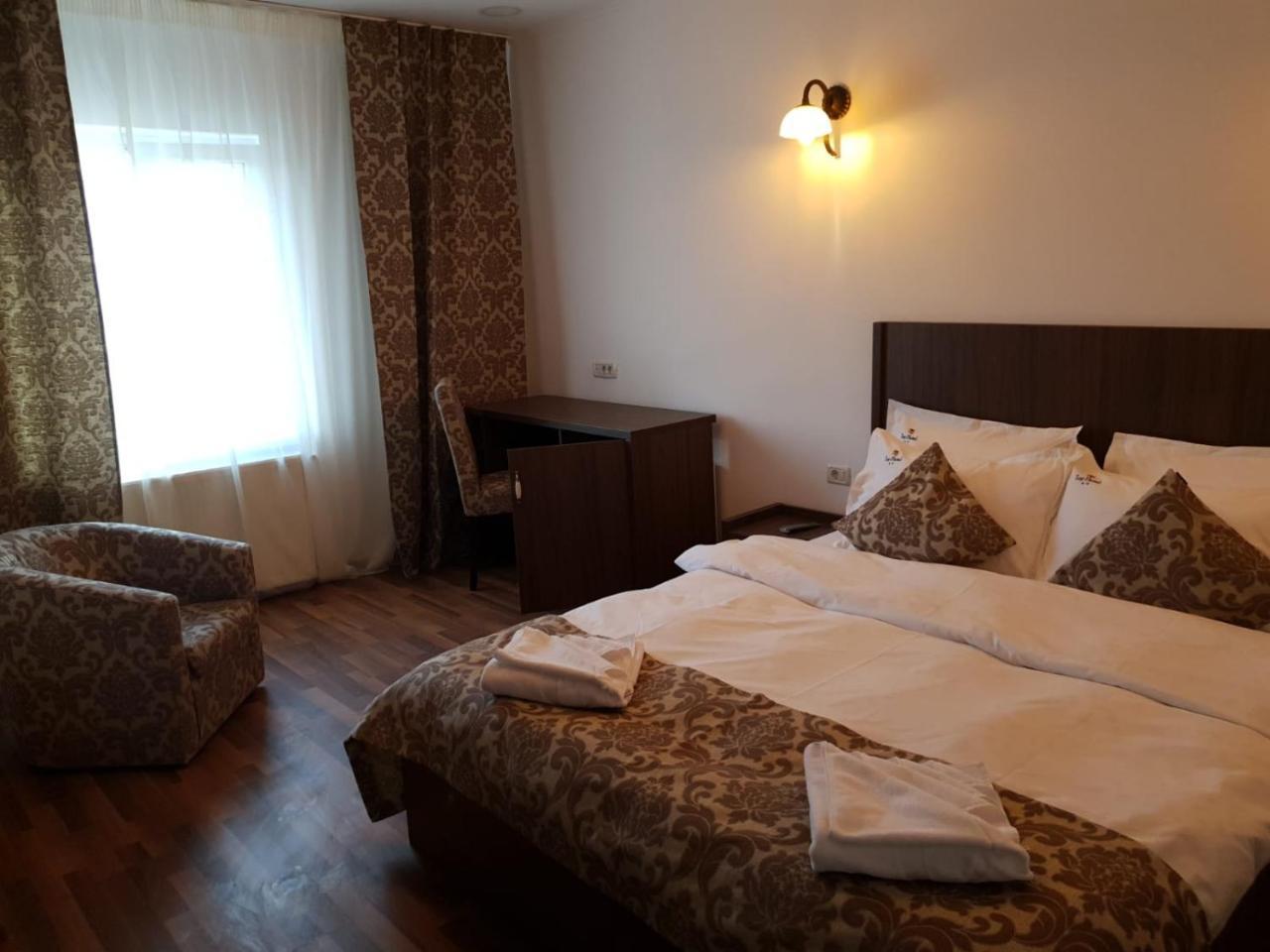 Hotel Top Central Bucarest Extérieur photo